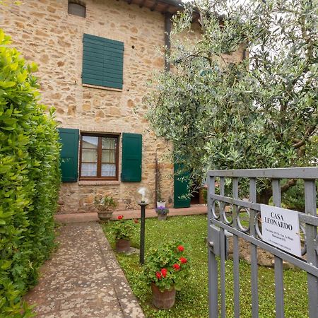 Casa Leonardo, Montaione, Mura Exterior foto