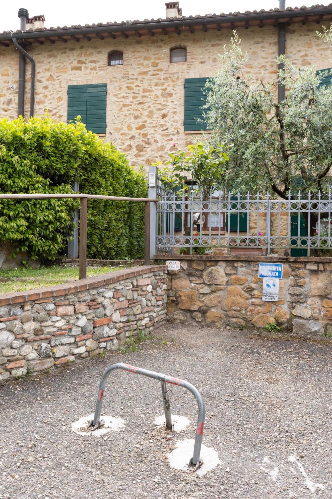Casa Leonardo, Montaione, Mura Exterior foto
